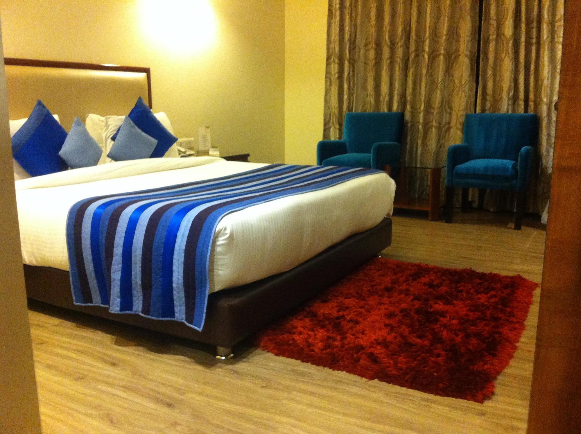 Hotel One Earth Avaas Amritsar Exterior foto